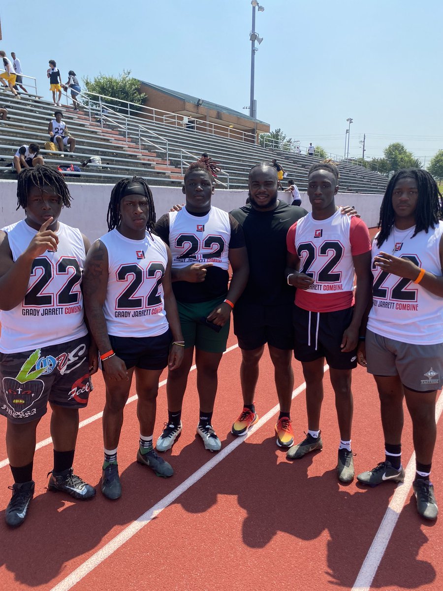 Jacorey Jackson (@jacoreyjackso12) on Twitter photo We had a good time at the Grady Jarrett camp <a href="/GradyJarrett/">Grady Jarrett</a> <a href="/CobbJaquez/">jaquez cobb</a> <a href="/ChrisSmith32M/">Christian Smith</a>
<a href="/AnquezCobb/">Anquez.Cobb</a> We had a good time at the Grady Jarrett camp <a href="/GradyJarrett/">Grady Jarrett</a> <a href="/CobbJaquez/">jaquez cobb</a> <a href="/ChrisSmith32M/">Christian Smith</a>
<a href="/AnquezCobb/">Anquez.Cobb</a>