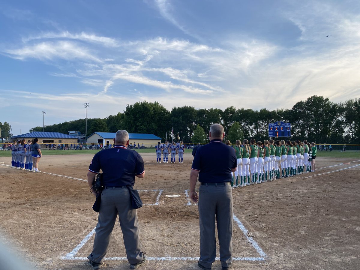 ⚾️FRIDAY FINALS🥎
Humboldt softball falls 6-0 to St. Edmond after a four run seventh for the Gaels. Wildcats are 7-5 (4-2 NCC).

Humboldt baseball defeats St. Edmond 16-1 at home. With the win, the Wildcats improve to 12-2 (6-0 NCC). #iahssb #iahsbb