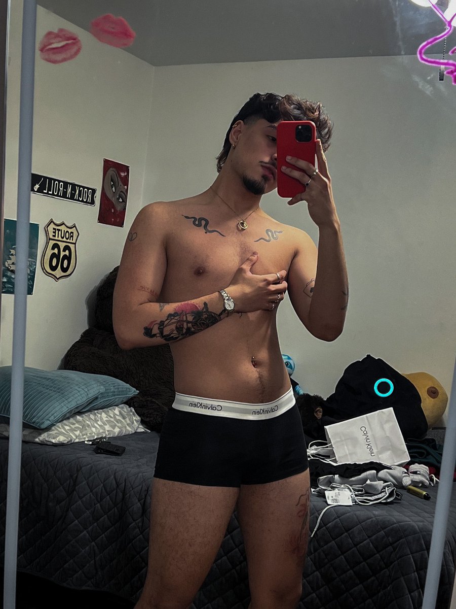 Thiiagooo___'s tweet photo. Me compré cucos nuevos 🫶🏻✨ https://t.co/pjSRQCGsvE