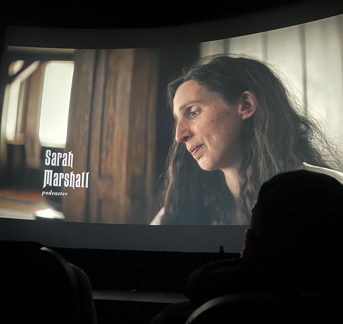 jamie loftus 🌭 tweet media