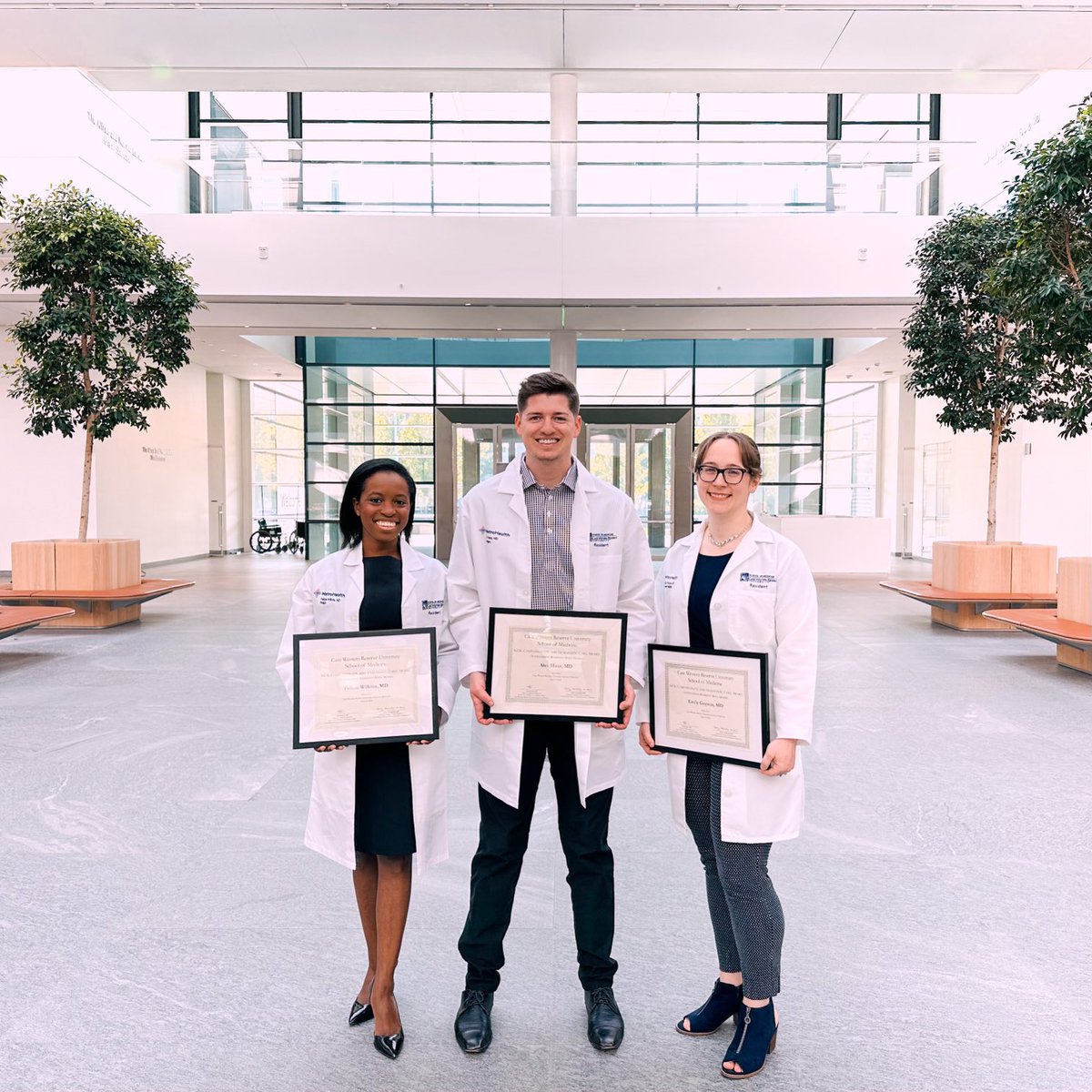 AJ Haas MD MMSc (@haasaj) on Twitter photo A single scalpel amongst stethoscopes. Humbled to break the surgery stereotype and win the ā¦<a href="/CWRUSOM/">CWRU School of Medicine</a>ā© KCK Compassionate and Humanistic Care Award. 3 out of 5 awardees representing ā¦ā¦<a href="/metrohealthCLE/">MetroHealth</a>ā© A single scalpel amongst stethoscopes. Humbled to break the surgery stereotype and win the ā¦<a href="/CWRUSOM/">CWRU School of Medicine</a>ā© KCK Compassionate and Humanistic Care Award. 3 out of 5 awardees representing ā¦ā¦<a href="/metrohealthCLE/">MetroHealth</a>ā©