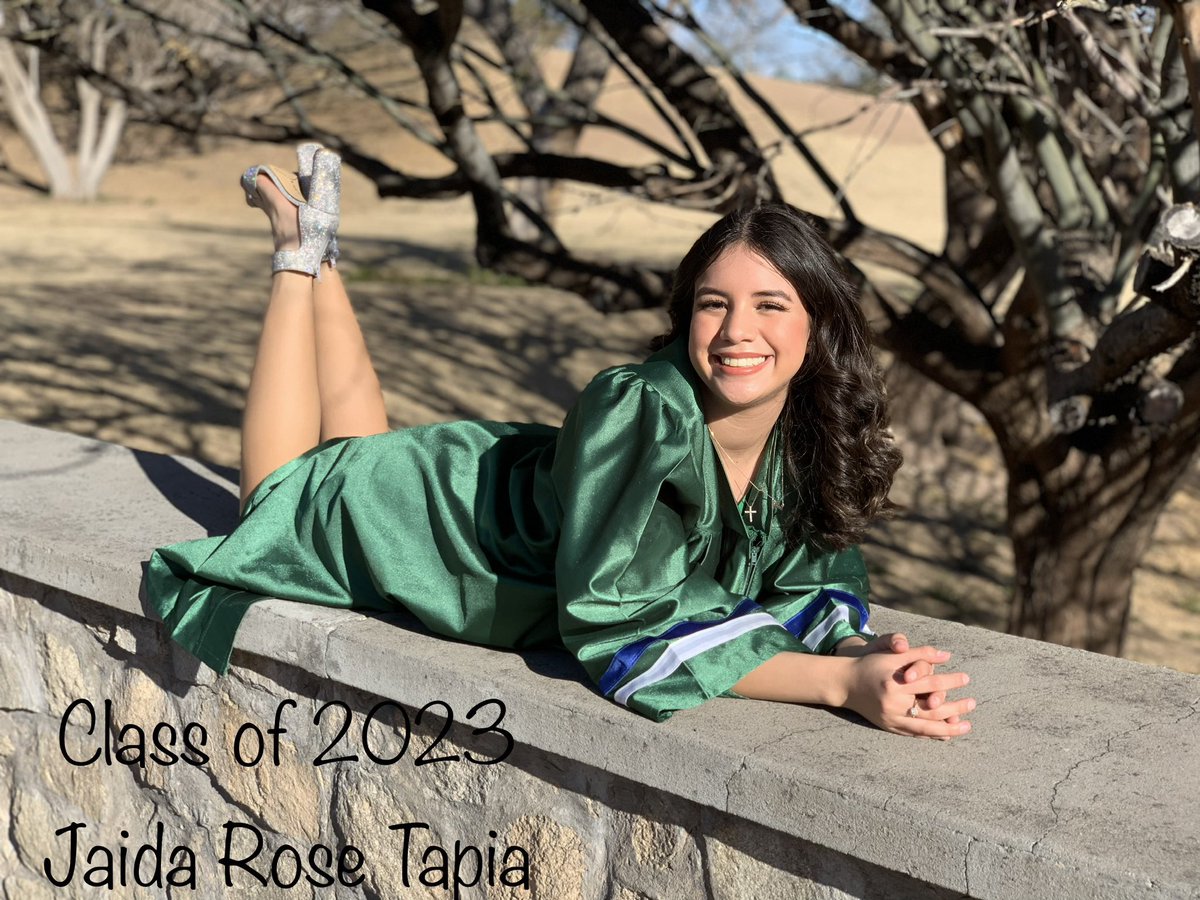 Ready for my Baby Doll to complete a chapter and start her new new🎓Go conquer the world Pretty Girl💜 c/o 2023 #ProudParents#EarnYourHorns @MontwoodHS @RTapia_MVHS