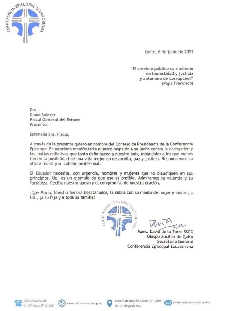 Al margen de que las autoridades hagan bien o mal su trabajo, los ciudadanos podemos criticar o aplaudir pero, a título personal; hacerlo a nombre de un colectivo que representa a millones en nuestro país, lo menos que podemos decir es que, al menos a mí no representa. Qué mal!