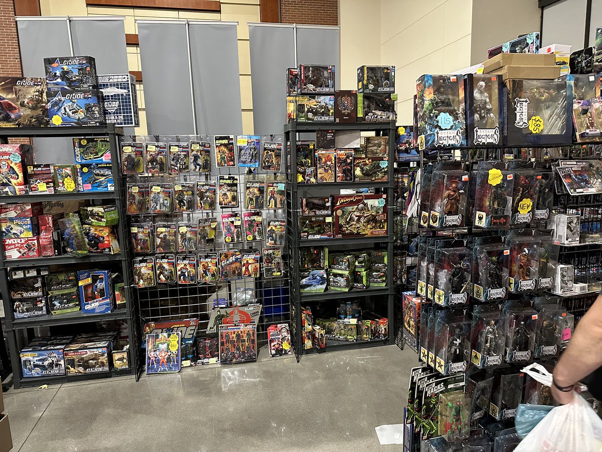 🇺🇸PG_toys🇺🇸 on Twitter "I took this picture today at JoeFest 2023 in