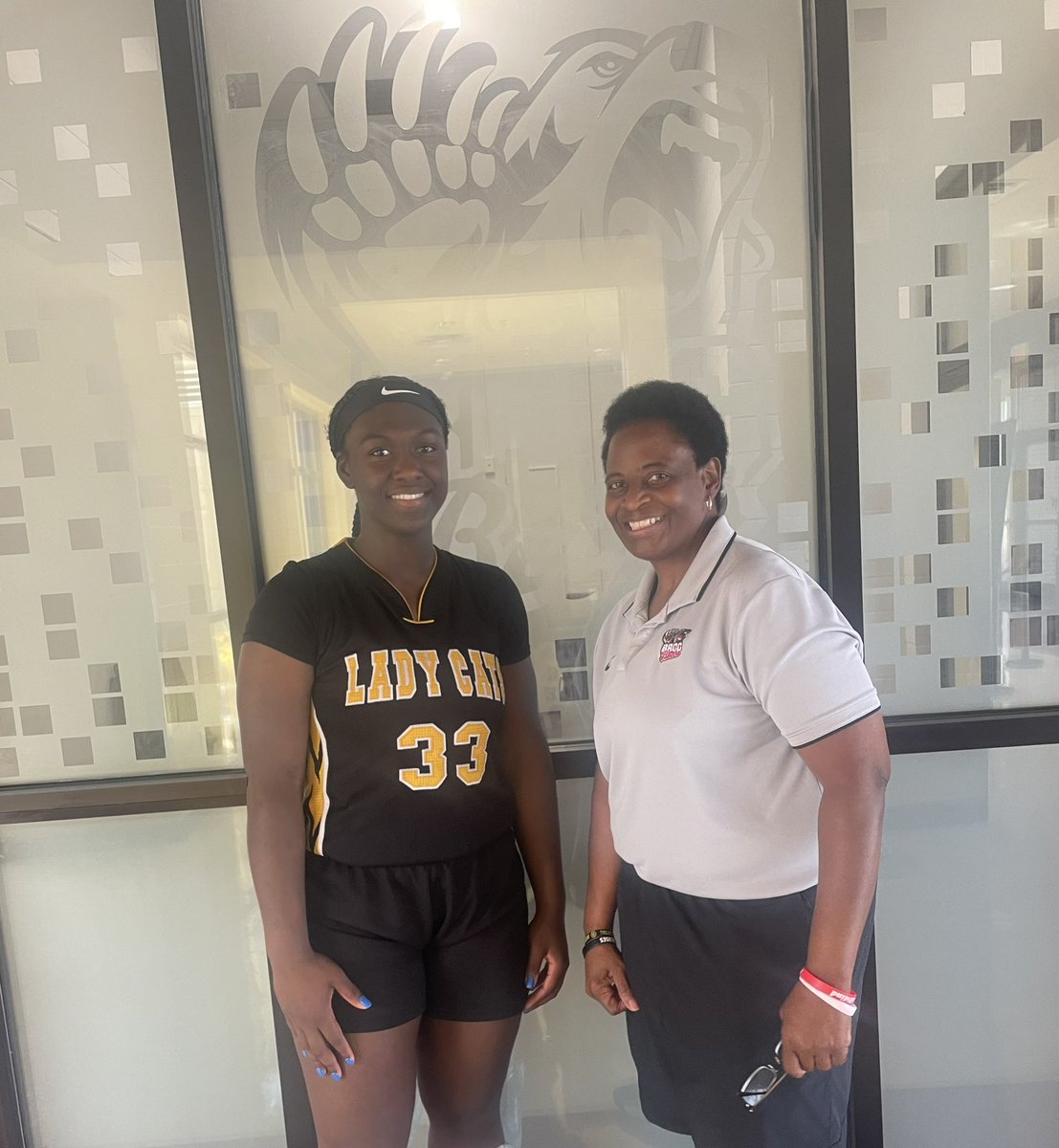 Blessed to receive my first offer from Baton Rouge Community College❤️🖤 <a href="/brcc_ladybears/">BRCC Lady Bear Hoops</a>