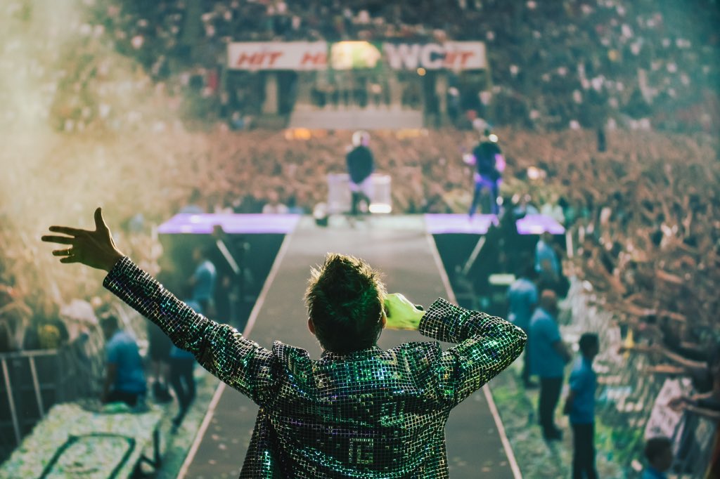 museband's tweet photo. We love you, Cologne. 🧡

📸 • @theworkofjar https://t.co/2JpHutJCoy