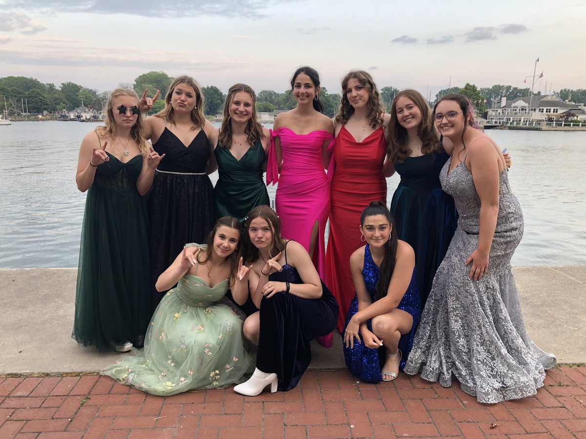 Irondequoit HS tweet media