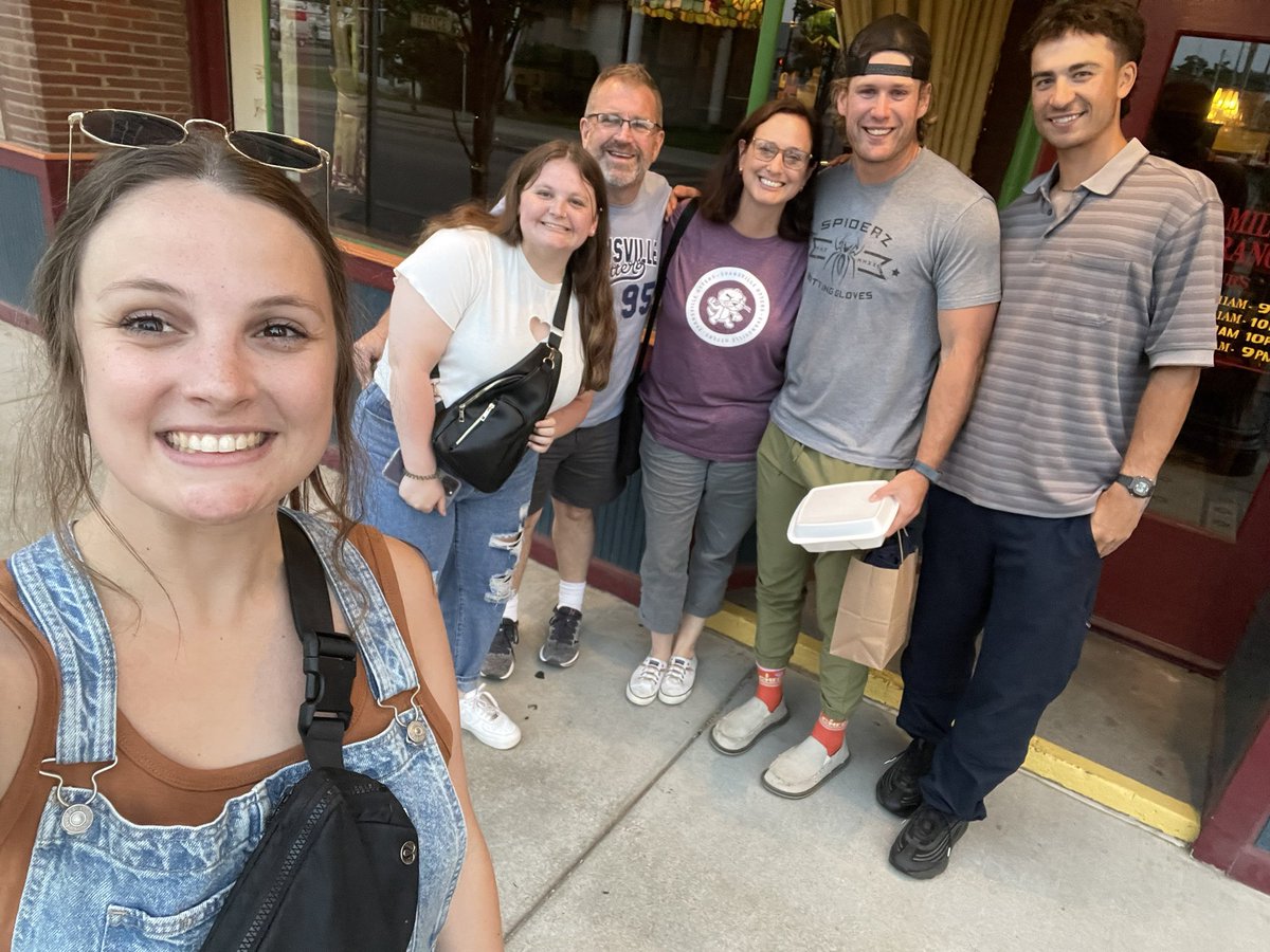 rileyjabney's tweet photo. A week full of baseball with some of my favorite people! Gooooo @EvilleOtters 🤩 https://t.co/ziNwd2lWIU