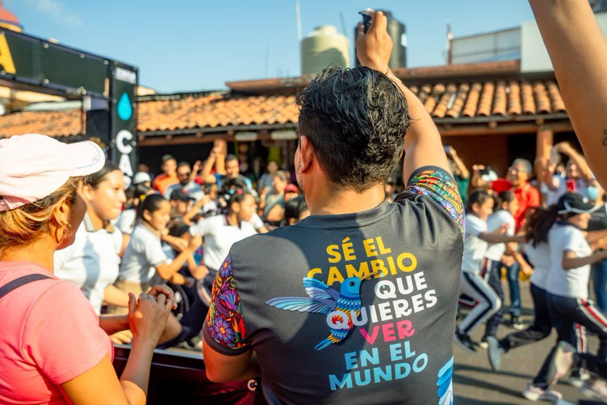 LFSalasR's tweet photo. Hoy en la @ZIHUA_CAPAZ clausuramos el programa #GuardianesDelAgua, con una carrera de convivencia, pero también trabajamos en la mejora de la conducción del vital líquido con la construcción de infraestructura y supervisión de los servicios.

#EstamosTrabajando https://t.co/DVkwYcEjLk