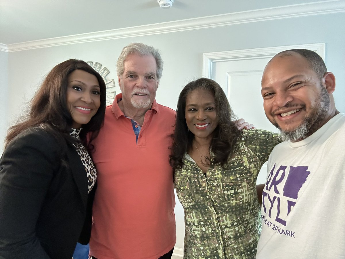 AshleyLCrockett's tweet photo. It was an honor to be in the presence of a royal icon today!!! The one and only, Lencola Sullivan…. The first African American Miss Arkansas, Miss Arkansas 1980 #kark4 #fox16 https://t.co/kMRgfzYub4