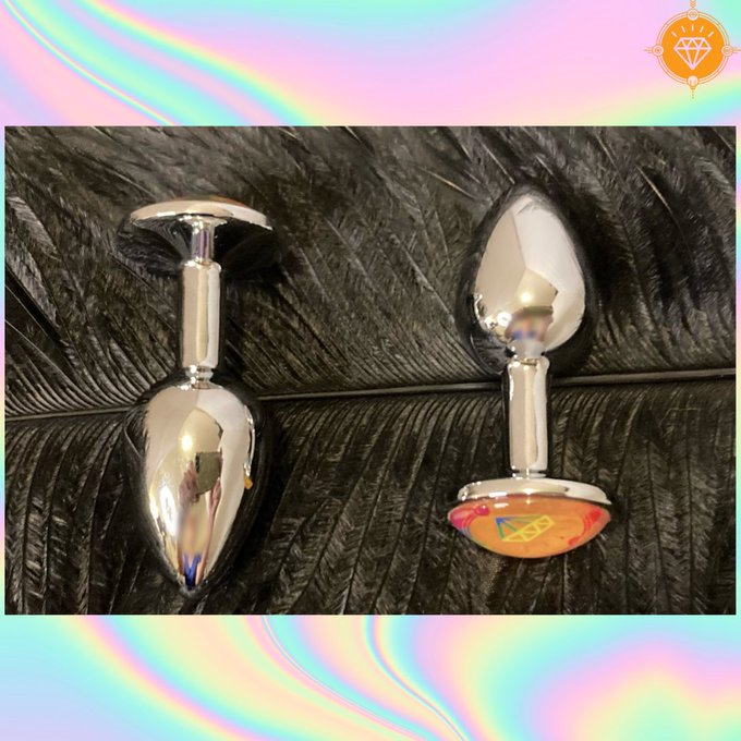 Where should you buy your next butt plug? From the same place you're getting your rainbow rosary! (duh)<a href="/tag/drchristopherawwad"class="tags"><span>#drchristopherawwad</span></a>