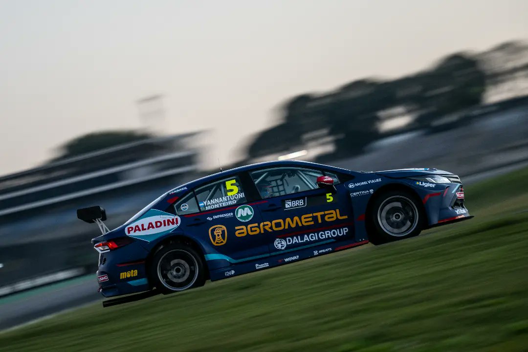 ¡Arrancó la acción en Interlagos🇧🇷!

👉🏻Este Viernes, se llevaron a cabo los entrenamientos de la cuarta fecha del TCR South America Banco BRB en el circuito José Carlos Pace de San Pablo, Brasil. 

🏁Resultados: Shakedown

8 Rosso - Farroni 

12 Yannantuoni - Monteiro