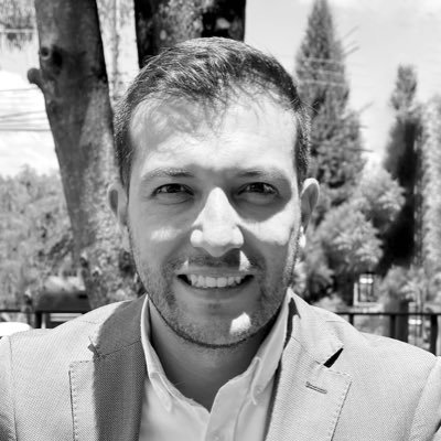 ElDatoEcua's tweet photo. #Urgente ¡FISCALÍA DEBE ACTUAR!
La medida cautelar concedida por un juez de San Jacinto de Yaguachi para restituir derechos políticos de participación a ex vicepresidente Glas, es prevaricato (delito). Fiscalía debe actuar ahora @FiscaliaEcuador @DianaSalazarM2 . Manifestó, el abogado @jchalco .