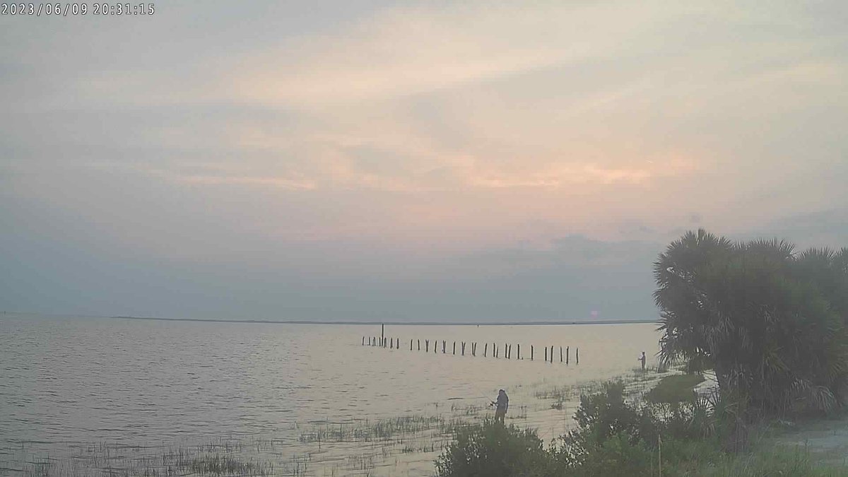 FSWNStMarks's tweet photo. FSWN Wakulla St. Mark's Lighthouse at sunset and it's 78.6 F. #flsert https://t.co/PuzjFO4PyY