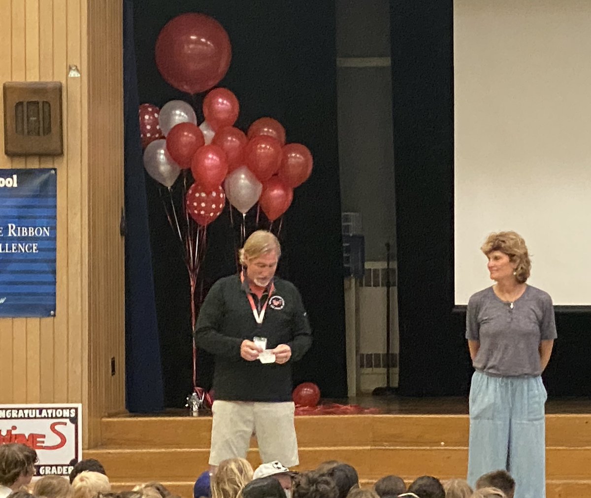 How lucky to catch @wineselementary students & staff this AM in‘final day full celebration mode’ for: Ms Gibbs, 32 yrs as a teacher & @a2HuronHigh alum Ms Heaton, 37 yrs in the classroom-SO much gratitude to 2 amazing educators who have supported generations @A2schools students!