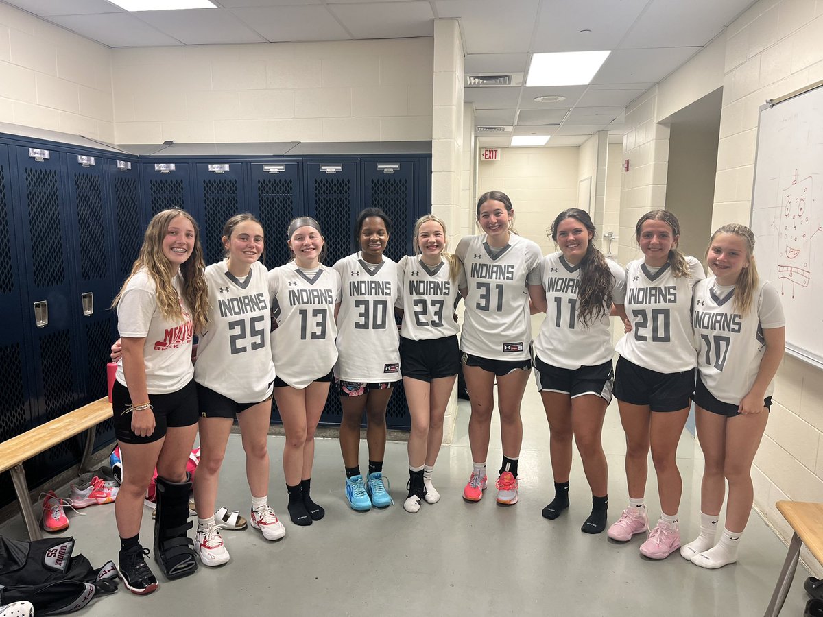 The JV team did a great job tonight playing at Fairmont. Defense got better as we went, and there was a ton of effort and teamwork shown!