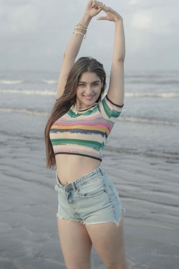 FyON8BsXgAAMKaL?format=jpg&name=900x900