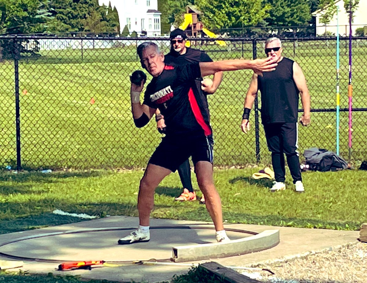 ScottHayesPhD's tweet photo. Always very inspiring for the BBALers when we get  to spend some time w Ohio Senior Olympians.  Throwing and jumping events today; looking forward to running events tomorrow. #BuckeyeBrains #OptimalAging #SeniorOlympics https://t.co/j04IlhVYAF