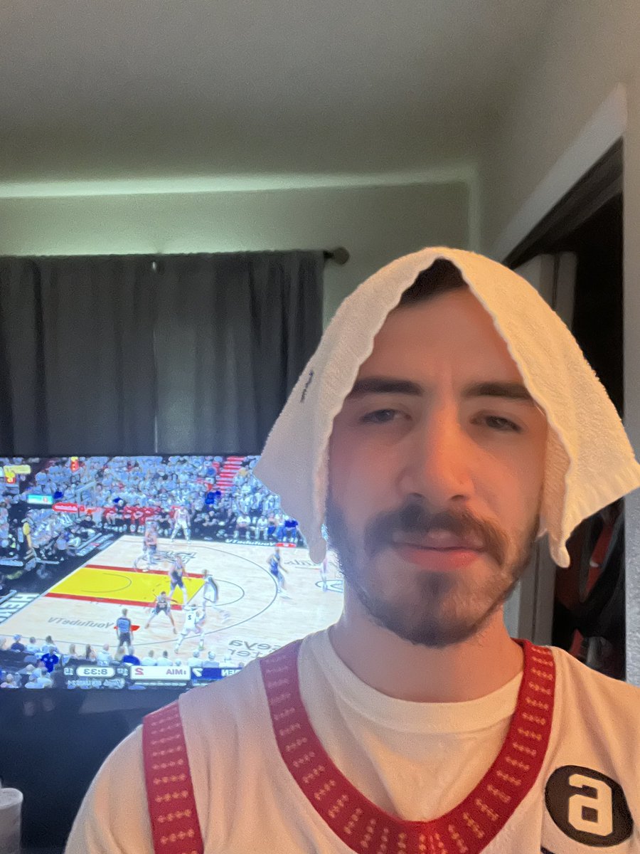 YALL KNOW WTF GOING ON