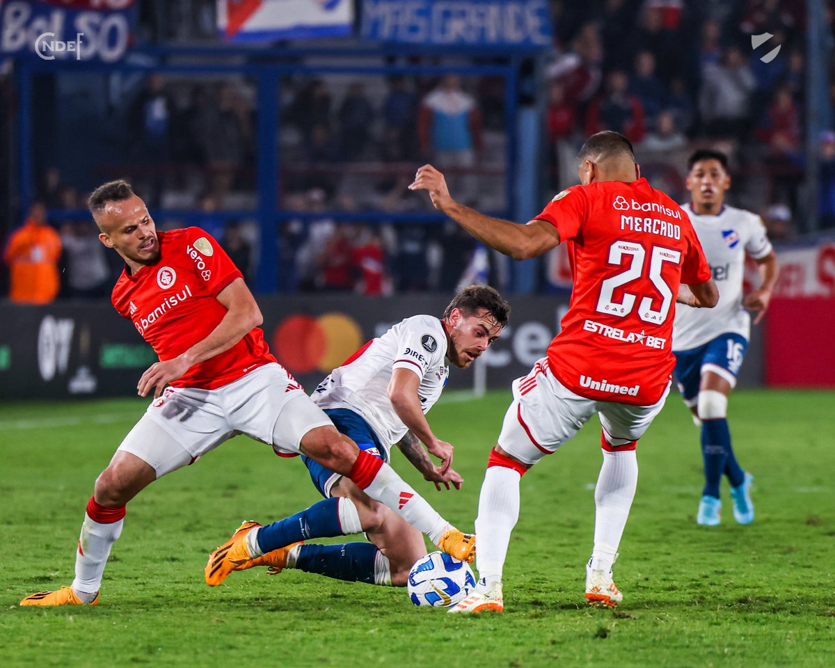 ⚽️🏆🏟️

#ElClubGigante 🔵⚪🔴