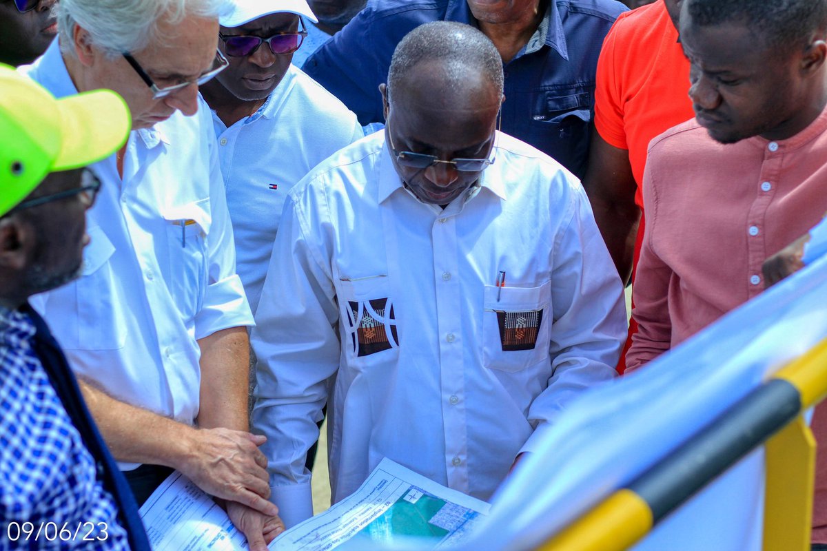 BouakeOfficiel's tweet photo. Je profite de cette tribune pour vous informer de la prochaine visite du Premier Ministre, Chef du Gouvernement, Monsieur ACHI Patrick Jérôme, sur les chantiers de la Mé, d'Abobo et de Koumassi, prévue le 16 juin prochain.
#Bouakefofana #Minhass #ONAD #Cotedivoire #Gouvci https://t.co/v2YKN7fpHB