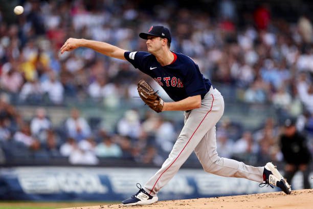 BostonStrong_34's tweet image. 6.1 IP, 7 H, 2 ER, 1 BB, 6 K #Whit 👏🏻