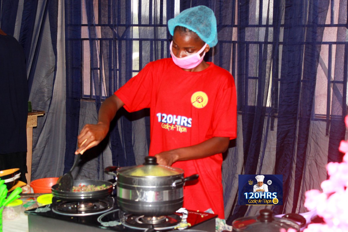 DamianHaaOrpin's tweet photo. It's another Cook-A-Ton and this time it's in Ekiti
I'm rooting for
Damilola Adeparusi
18hrs of 120hrs and still counting.
#ChefDammy
#cookaton
#CookatonbyDammy https://t.co/derTqohXMh