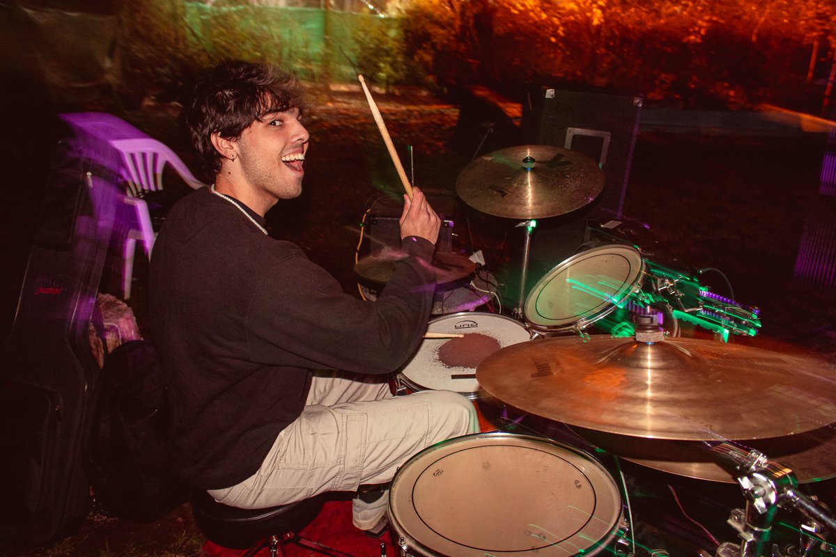 FestiRoteo's tweet photo. 💢 Hestald en el Festi Roteo 20/05/2023 
increíble banda llena de energía 🔥 https://t.co/s00LTMJqWg