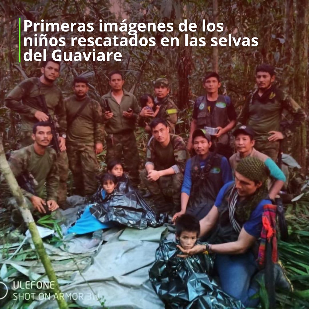 Teleantioquia's tweet photo. #TeleantioquiaNoticias | Se conocen las primeras imágenes de los 4 niños rescatados en la selva del Guaviare, luego de estar perdidos por 40 días. Después de una búsqueda incansable, los grupos especializados y las comunidades indígenas reportan esta gran noticia. 🇨🇴 https://t.co/8t7HChBjer