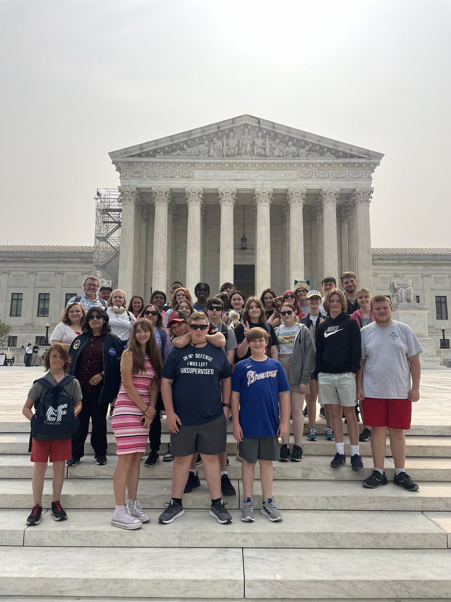 BryanCampbell24's tweet photo. Awesome week in DC with Bhstravel! 
@Buckhorn_High https://t.co/ZS0rOzWkUD