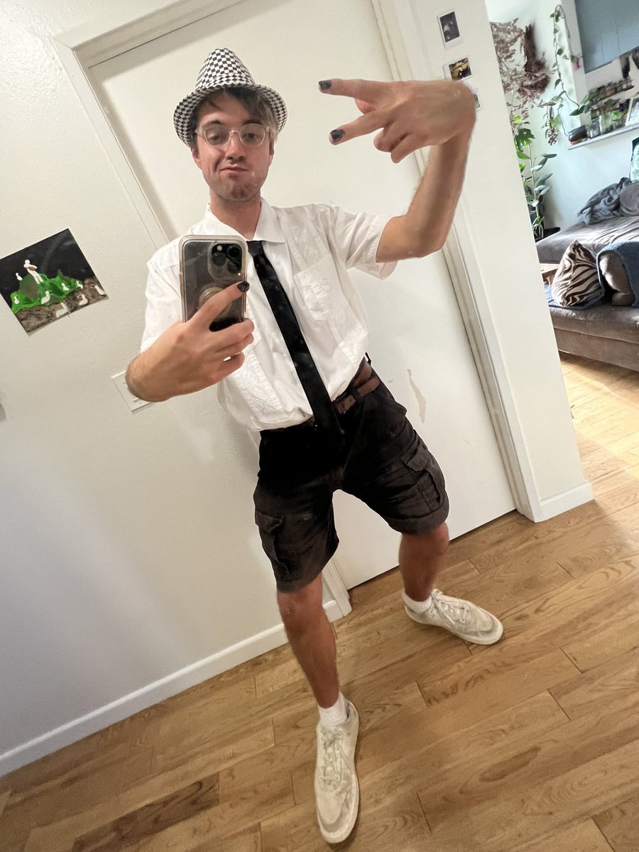 Dan Hentschel on Twitter: "Date tonight"