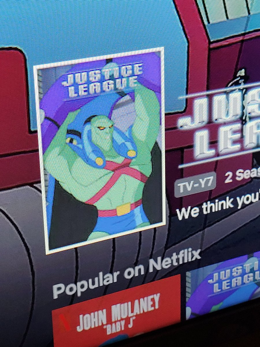 Literally the BEST picture to show that one of my favorite TV shows is on Netflix 😍😍😍. Love my man!!! #justiceleague #martianmanhunter