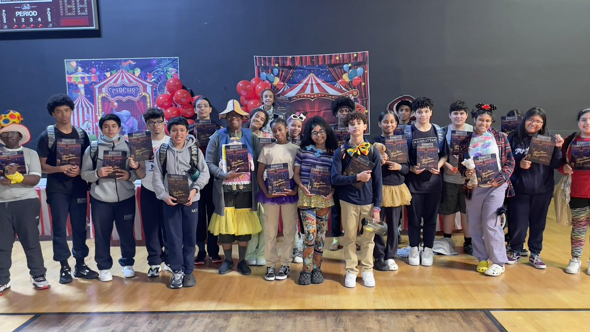 mcanyc_'s tweet photo. What a F-U-N Spirit Week!!! #manhattanchristianacademy #mca #christianeducation #morethanconquerors #weloveourstudents #newyorkcity #shineyourlight https://t.co/p9niCk5zZf