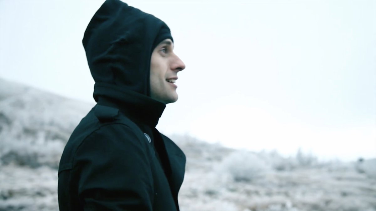 june_taira's tweet image. 海外クライアントの旅をテーマにしたプロジェクトの企画をまとめている時に、ふと思い出したaugment5の動画。音楽も映像も空気感も全部好き。初めて見た時から11年。一晩かけて探した😀

ストーリーテリング＋エモーショナルアプローチ

全く経年劣化を感じさせないね。

vimeo.com/32079284