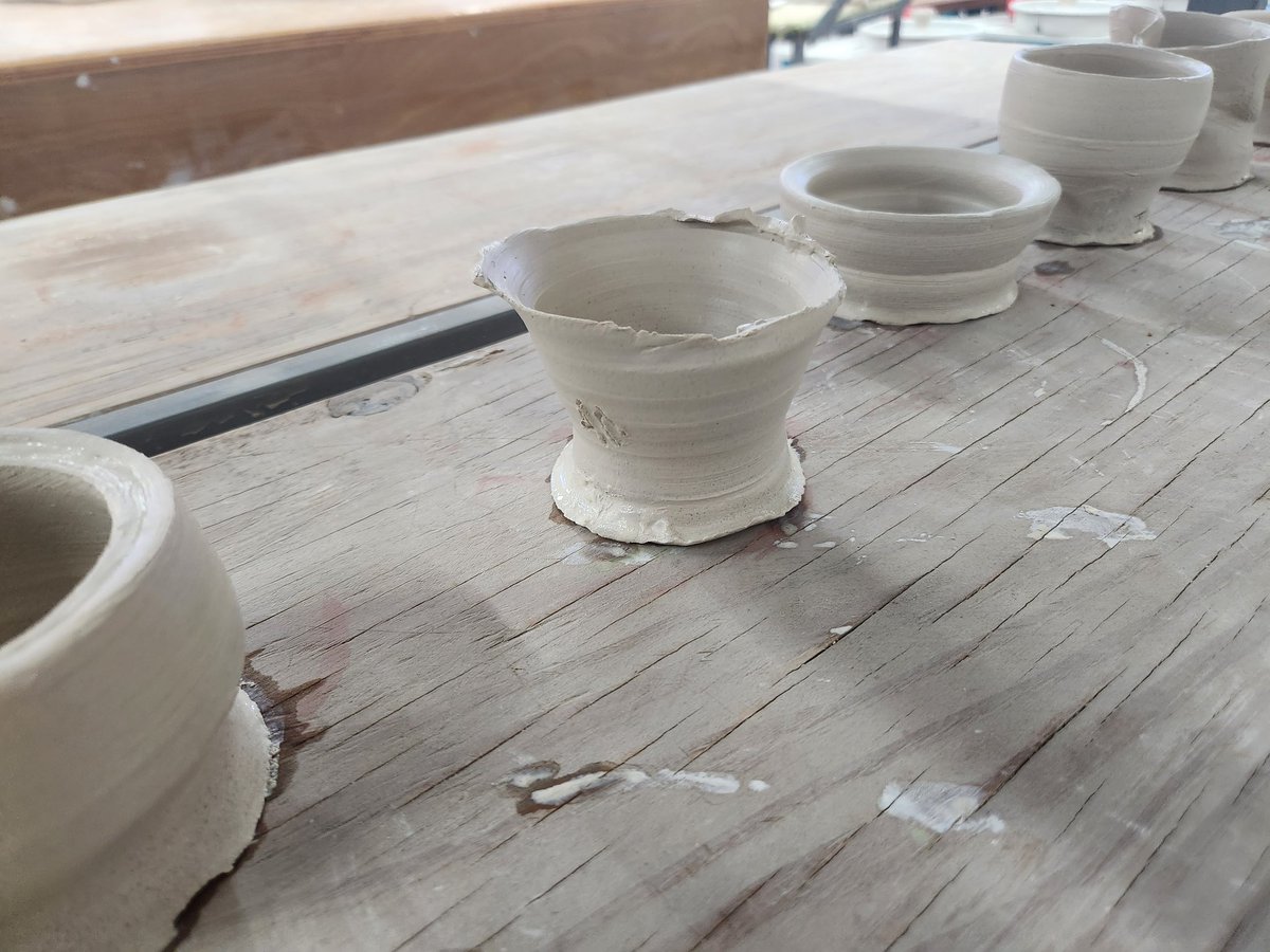 shoutingtitan's tweet photo. Went and did a pottery class and I'm going to very intentionally not look into doing more because I could see myself getting *very* into it and I just know pottery wheels are expensive https://t.co/mOCtRYYVSF