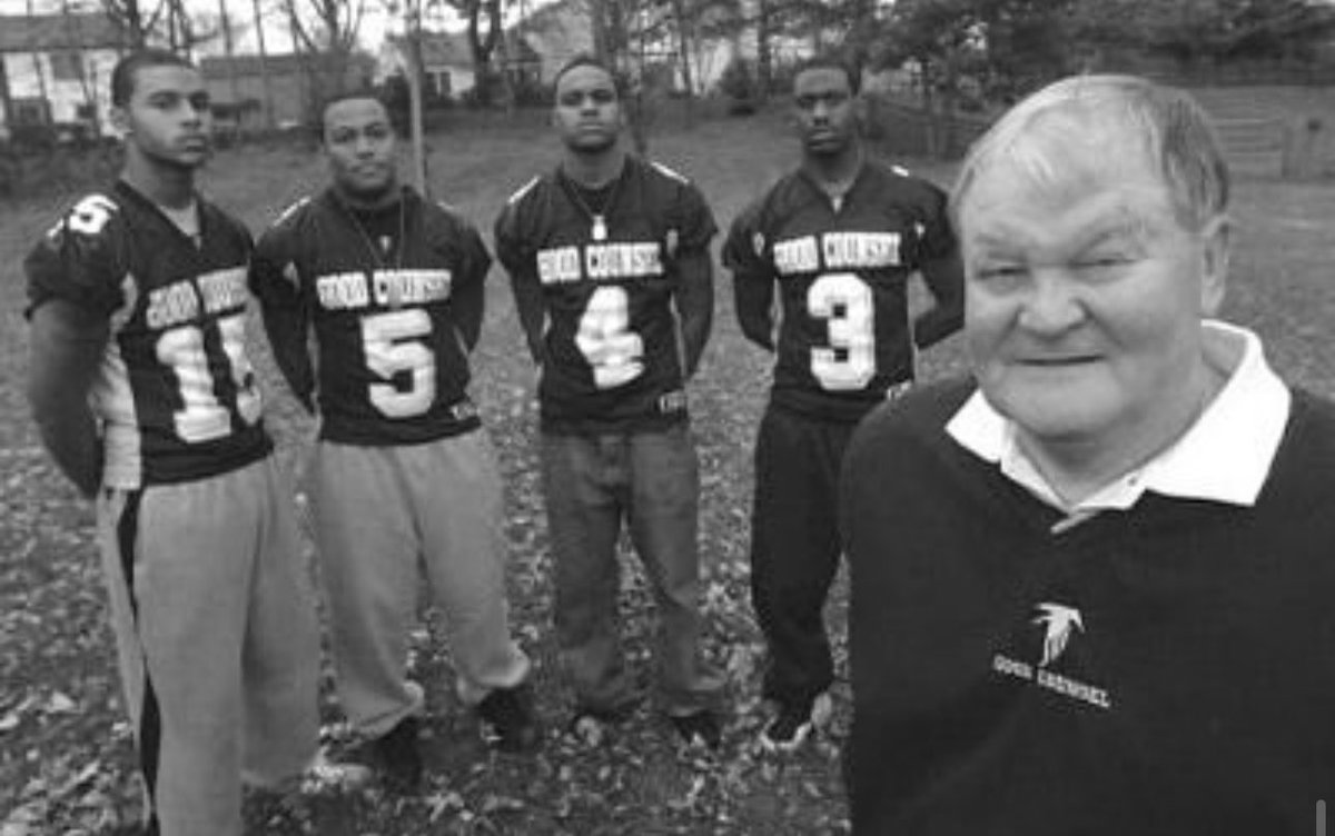 gcfootball's tweet photo. The Good Counsel community mourns the loss of one of our all time greats, Hall of Fame member, Akeem Hebron ‘06. Akeem stayed connected to the program and continued to be a positive influence on our current GC players and alumni. Please keep his family in your prayers. #WeAreGC https://t.co/sthockTRXB