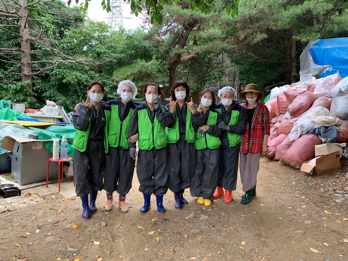 crij0804's tweet photo. [6월 애신동산]
애신동산 봉사활동 시작했습니다!
장어님들의 많은 응원 부탁드립니다!! https://t.co/8nE5hue93o
