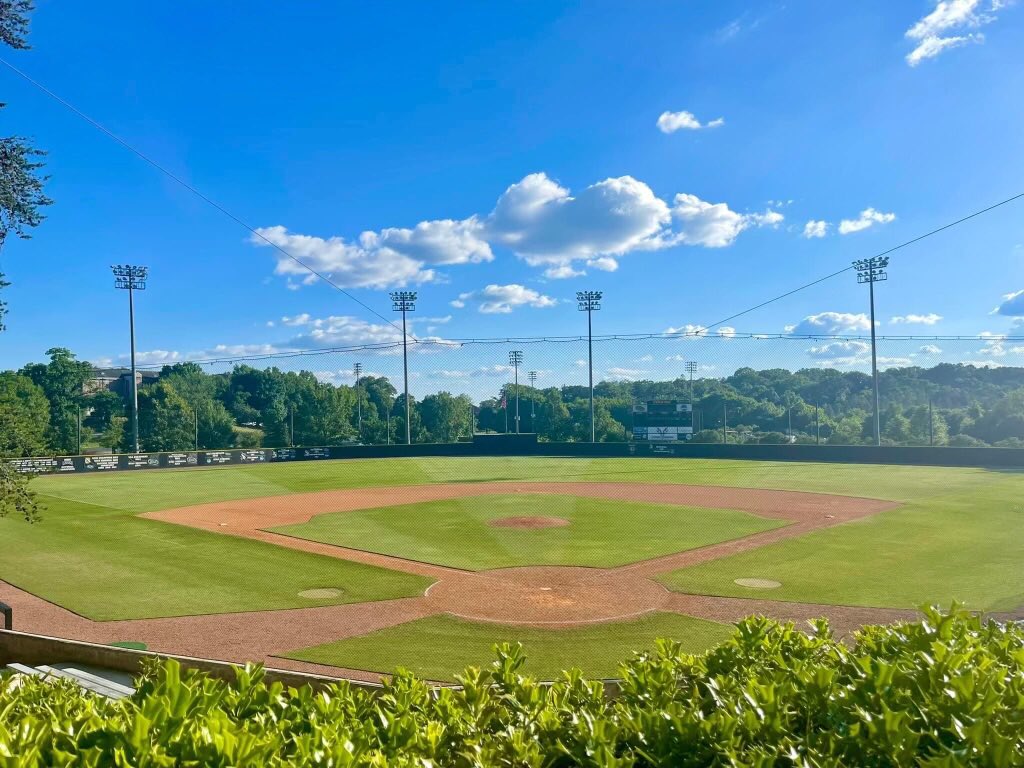 ‼️  COLLEGE VENUES  ‼️

Thank you for the continued work of these coaches for making the Steel City Classic such a unique event.

@_CamShepherd
@rob_collison 
@coachfrank_nav
@IamCoach_Bush
@zackingram19

@SamfordBaseball
@UAB_Baseball
@UMoTownBaseball
@BSCBaseball