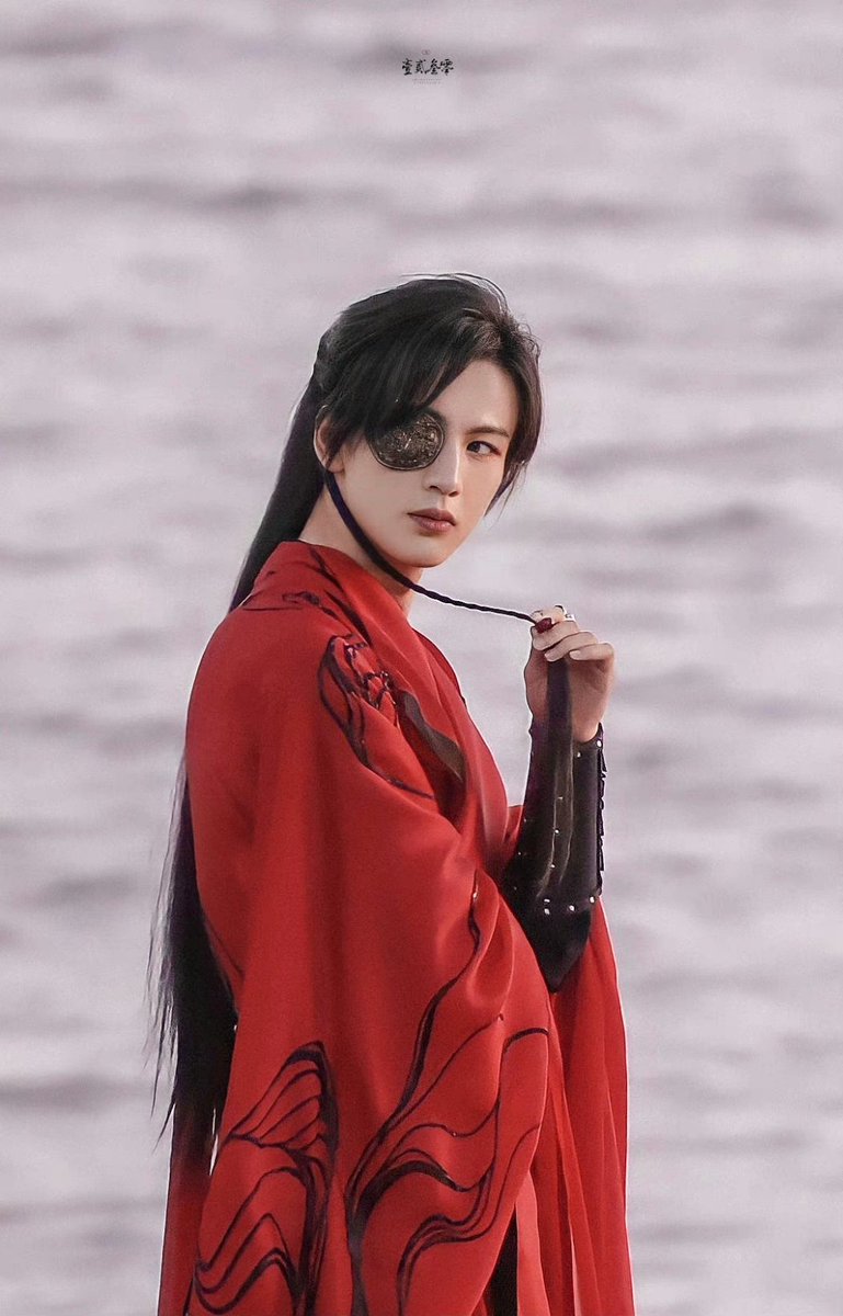 1230X0528's tweet photo. #HappyHuaChengDay 🎂 https://t.co/WVhFx8srCE