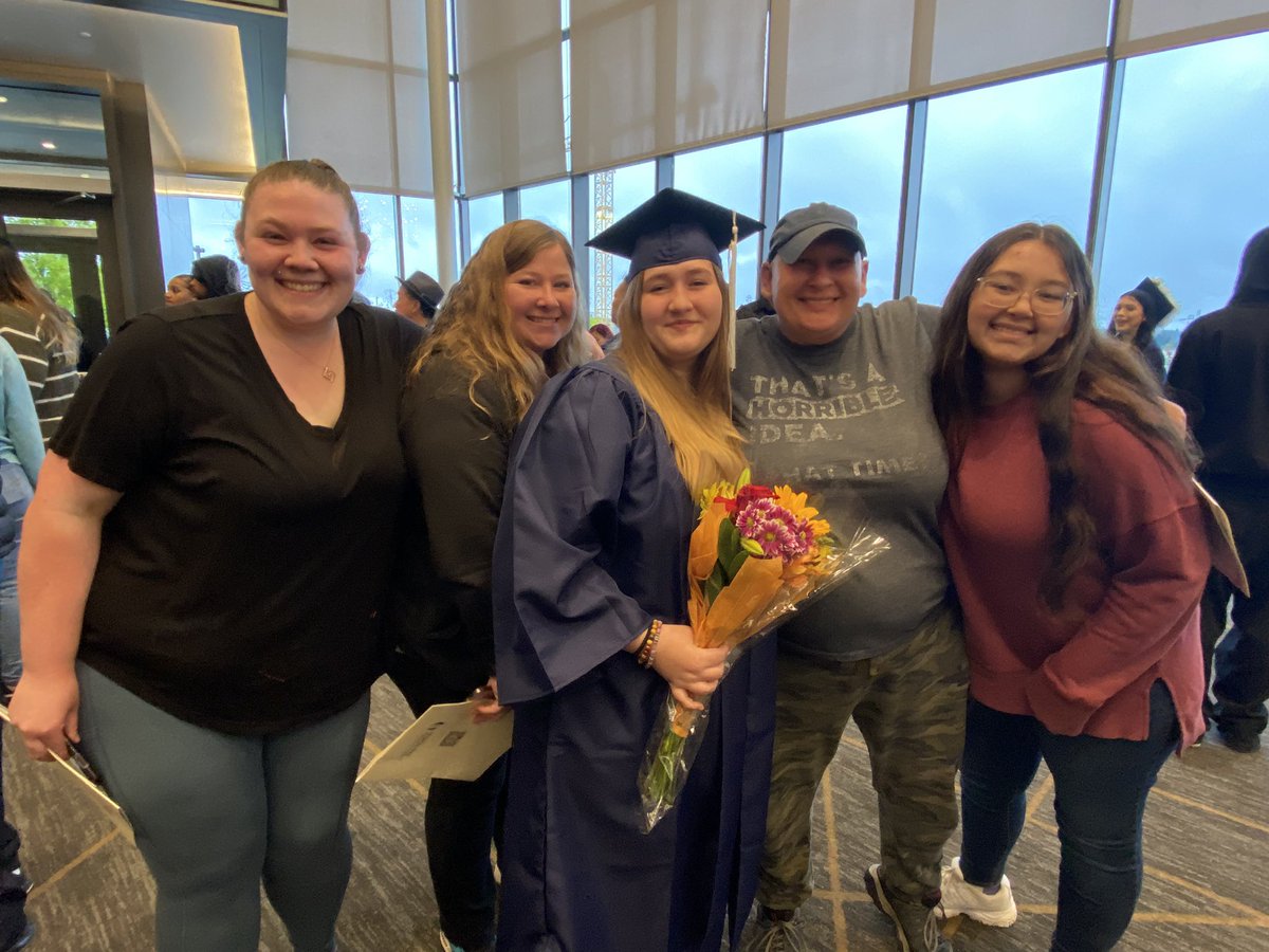 FWPS210's tweet photo. Graduation. Check. Open Doors graduates: Next step of your journey has just begun! #OpenDoorsGrad #Classof2023 https://t.co/WNrKG5eLHH