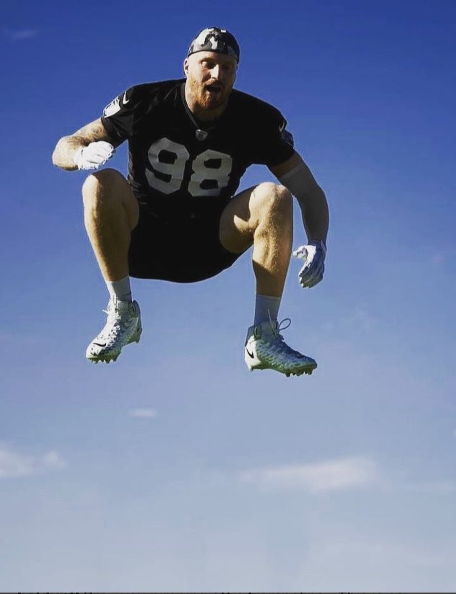 BaldyNFL's tweet photo. .@Raiders @CrosbyMaxx is joining me this Monday on @NFLTotalAccess to breakdown #BaldysBreakdowns. Every #RaiderNation fan; every raw football fan has got to watch b/c no player has risen faster nor further than Maxx! He defines what competition is all about #BaldysBreakdowns https://t.co/NVOLKSjPEb