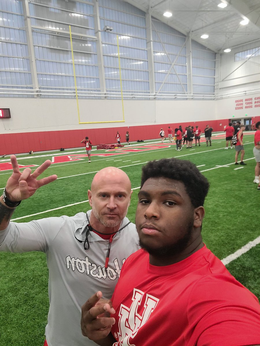 Tyranny_McGowan tweet media