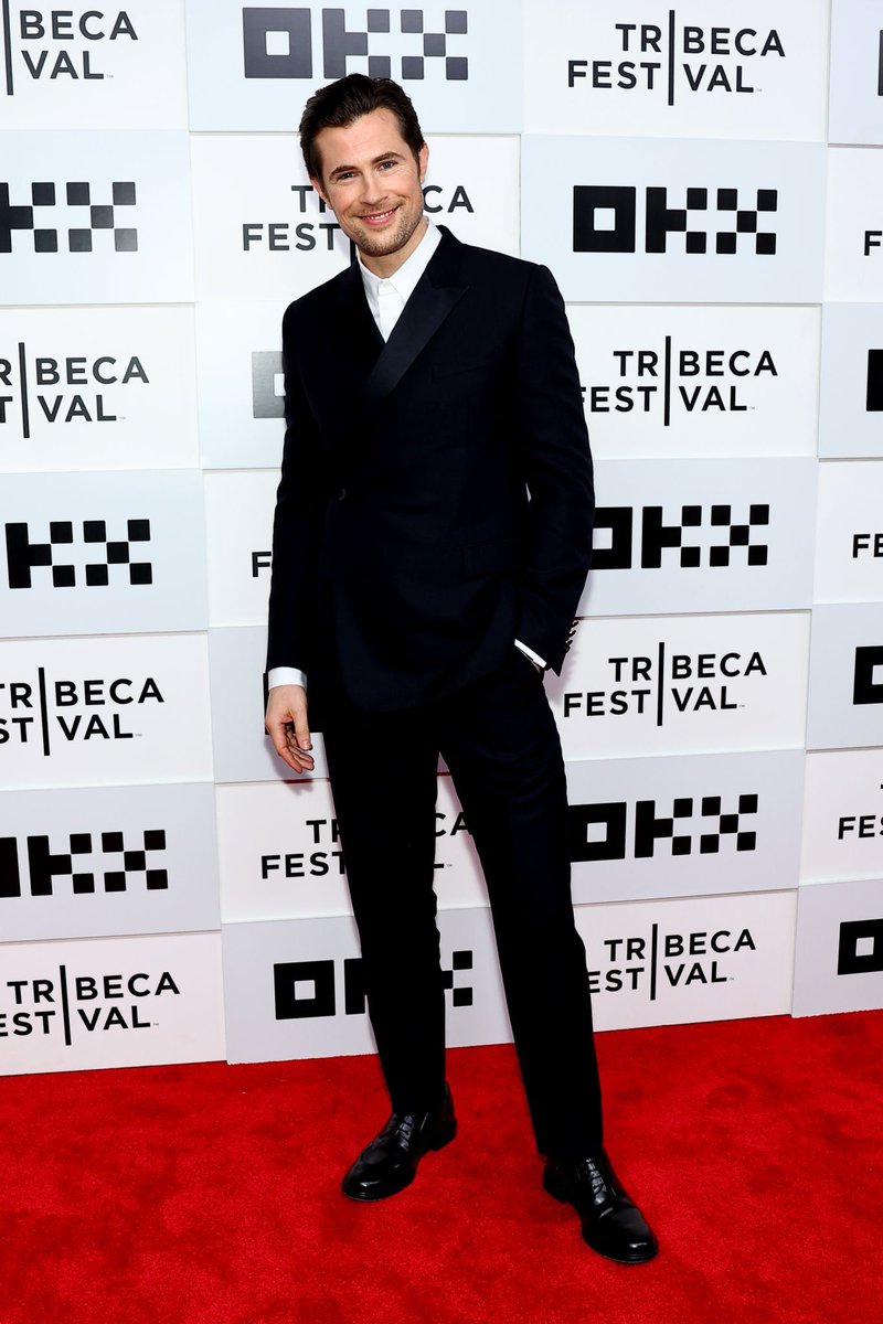 Some #davidberry photos. Thank you  @FFASiteTweets !! #outlander