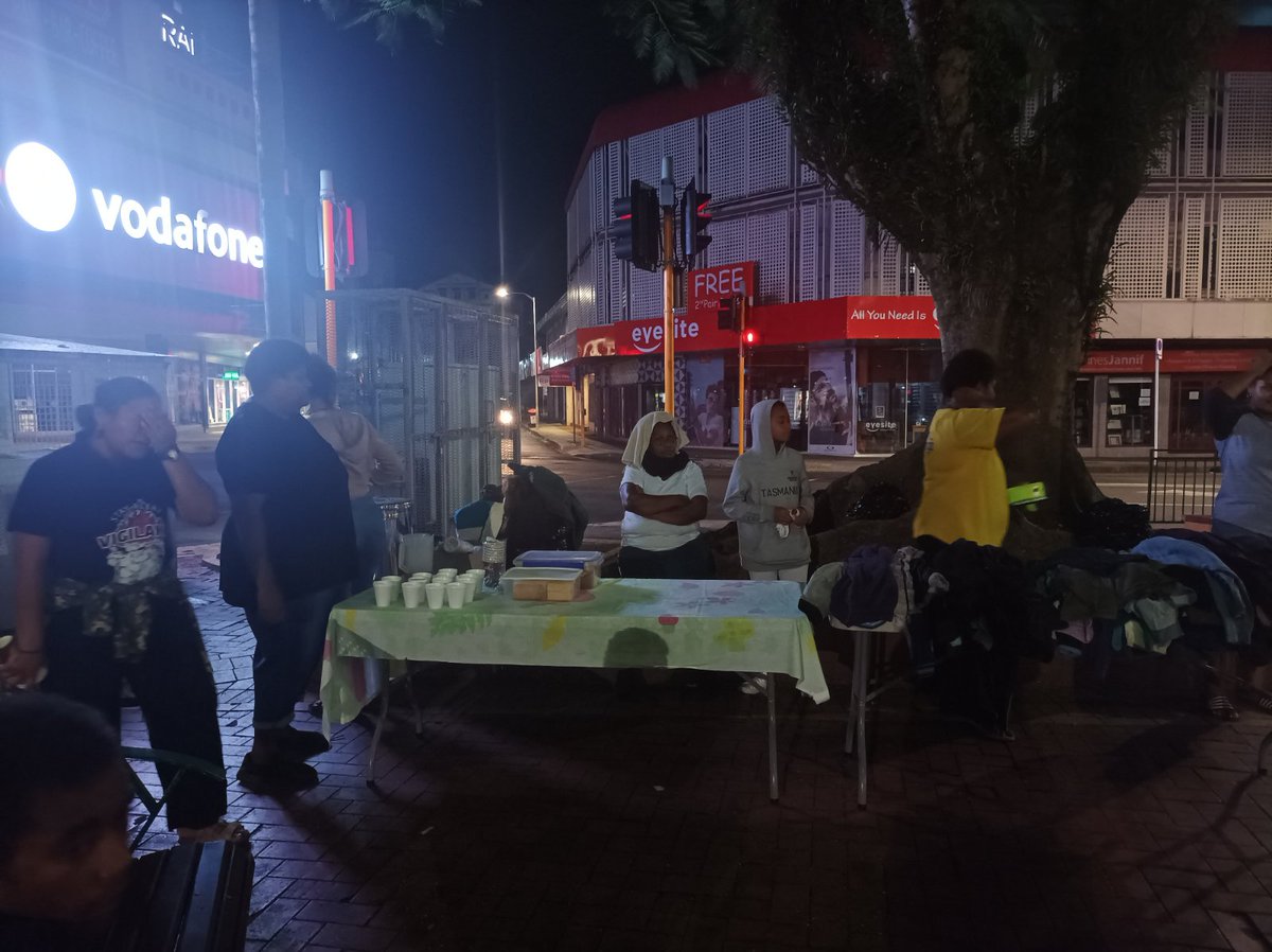 FijiCouncil's tweet photo. Warm clothes, hot cuppa &amp; sandwiches 4 street dwellers by @GlobalCompassio, Suva &amp; Nasinu #DCOSS as Operation #KeteketeNiLoloma resumes in Suva streets. @LitiaCava @FBC_News @VaniCatanasiga @MoliUsaia @SepesaRasili @Pacific_2030 @FijiGovernment https://t.co/ISAGU1Jzwm