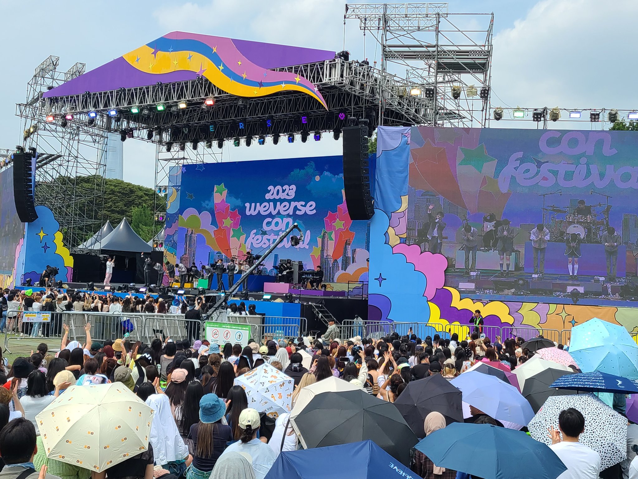 FyOmO8RaYAsyzQB?format=jpg&name=large