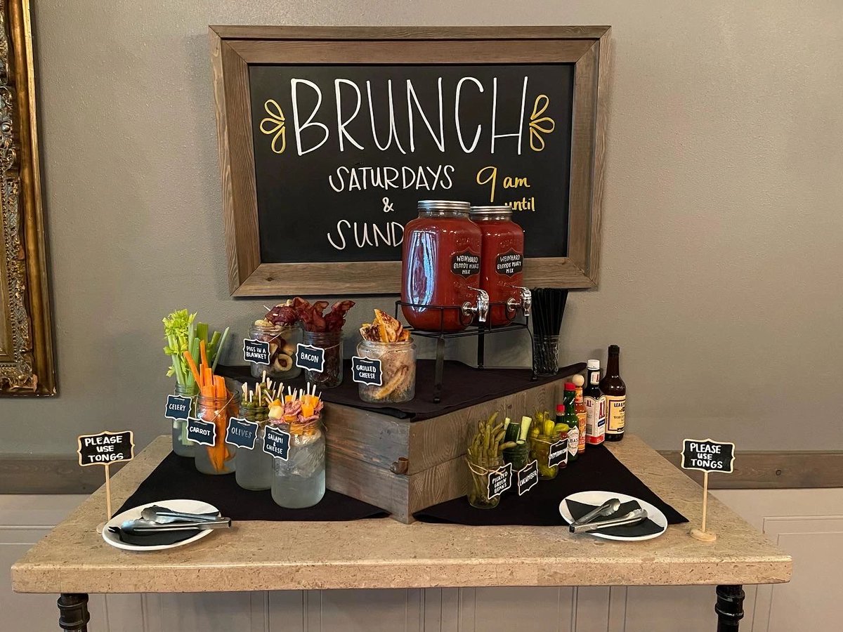 theweinhard's tweet image. Let's do this!
#brunch #bloodymarys #mimosas #breakfast #oregoncityeats #ubereats #downtownoregoncity #ubereats