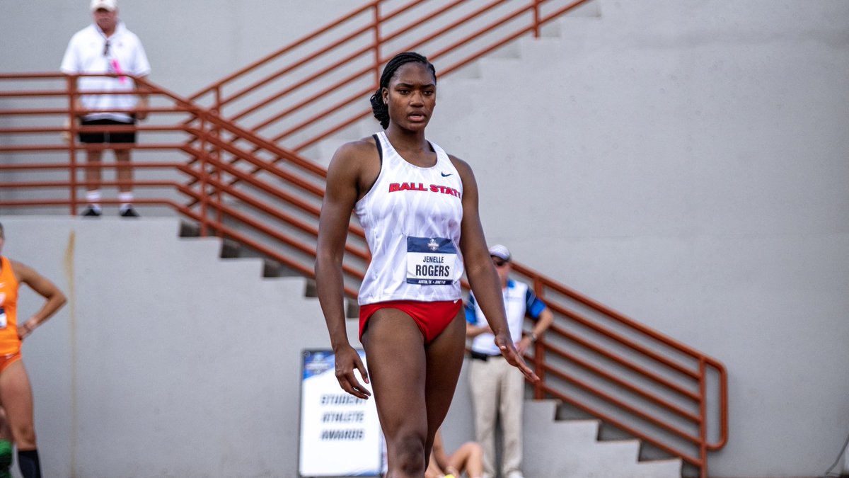 Jenelle Rogers wins first section of tonight’s <a href="/NCAATrackField/">NCAA Track & Field</a> 200 meters, with a personal-best time of 23.59. 

She finishes third in the 200 meters overall and keeps a first-place heptathlon lead iinto Saturday!

#ChirpChirp x #WeFly