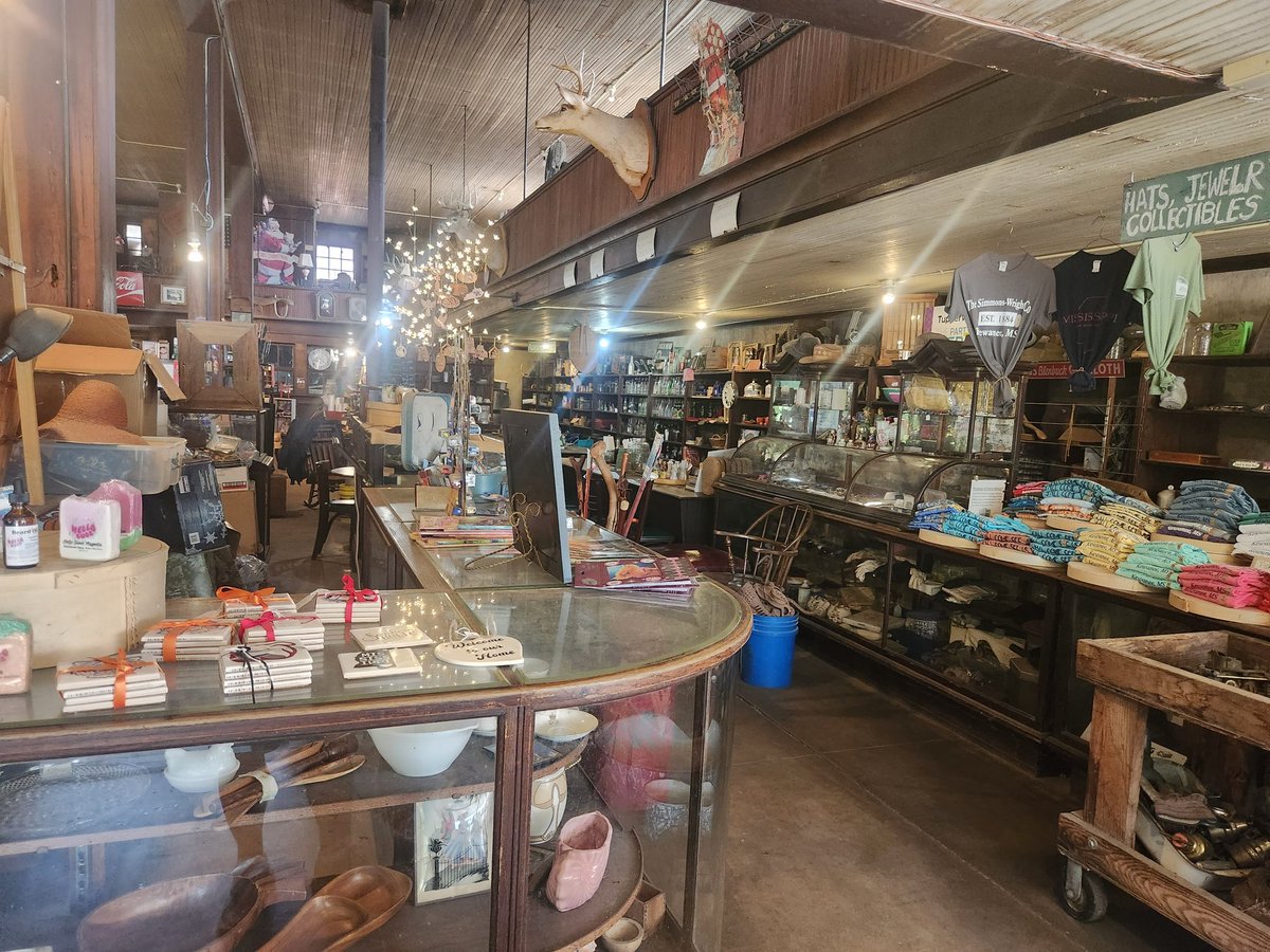 TribSportsLady's tweet photo. The Simmons-Wright Company is a great find and awesome general store #Mississippi #travelgem #Travel #traveler #healthcoachlife https://t.co/uToDArmgtM