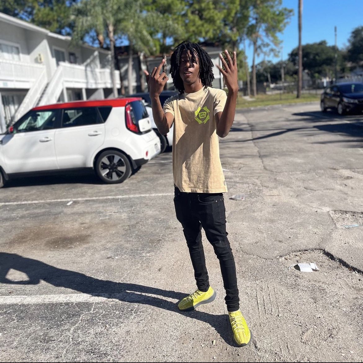 xonay19's tweet photo. ONE CALL them boys at yo door bout me!!🩸❤️‍🔥 #freetwan #freequay https://t.co/Rn5HnjLvvi