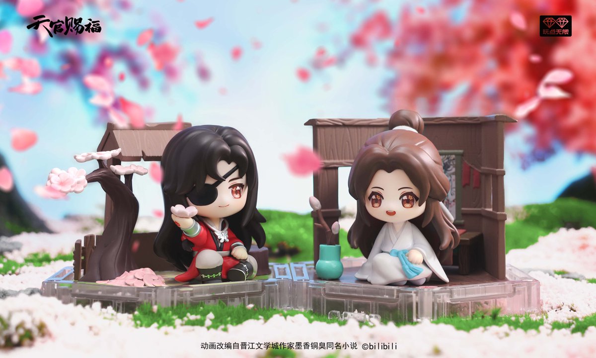 headBONDmeLWJ's tweet image. a giveaway to commemorate huacheng’s birthday, featuring 玩点无限 x tgcf donghua 四时相伴 [companion through four seasons] hualian figurines ♥️🤍

🌸 simply rt and like this tweet
🍃 optional: comment down below your birthday wishes for our ghost king 
🍂 international 🆗‼️
❄️…